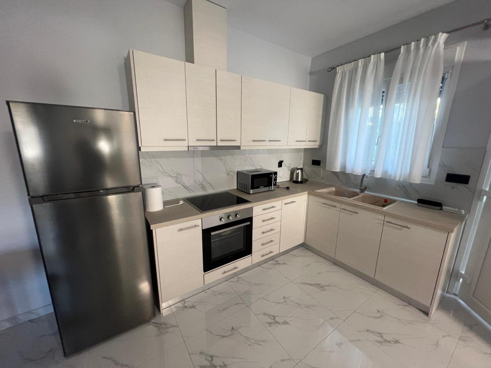 Apartments Коринос Экстерьер фото